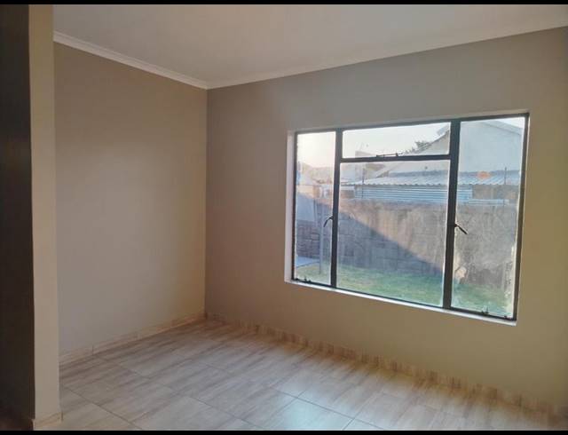 3 BEDROOM HOUSE FOR SALE IN IVY PARK